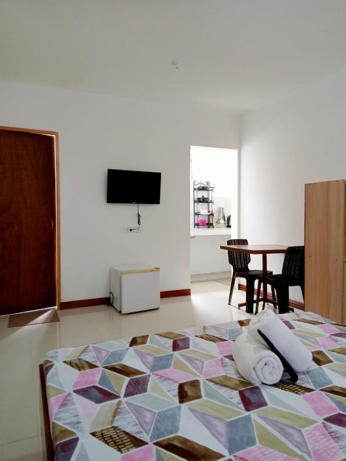 __Aplaridel Inn Suites__ Angeles Eksteriør bilde